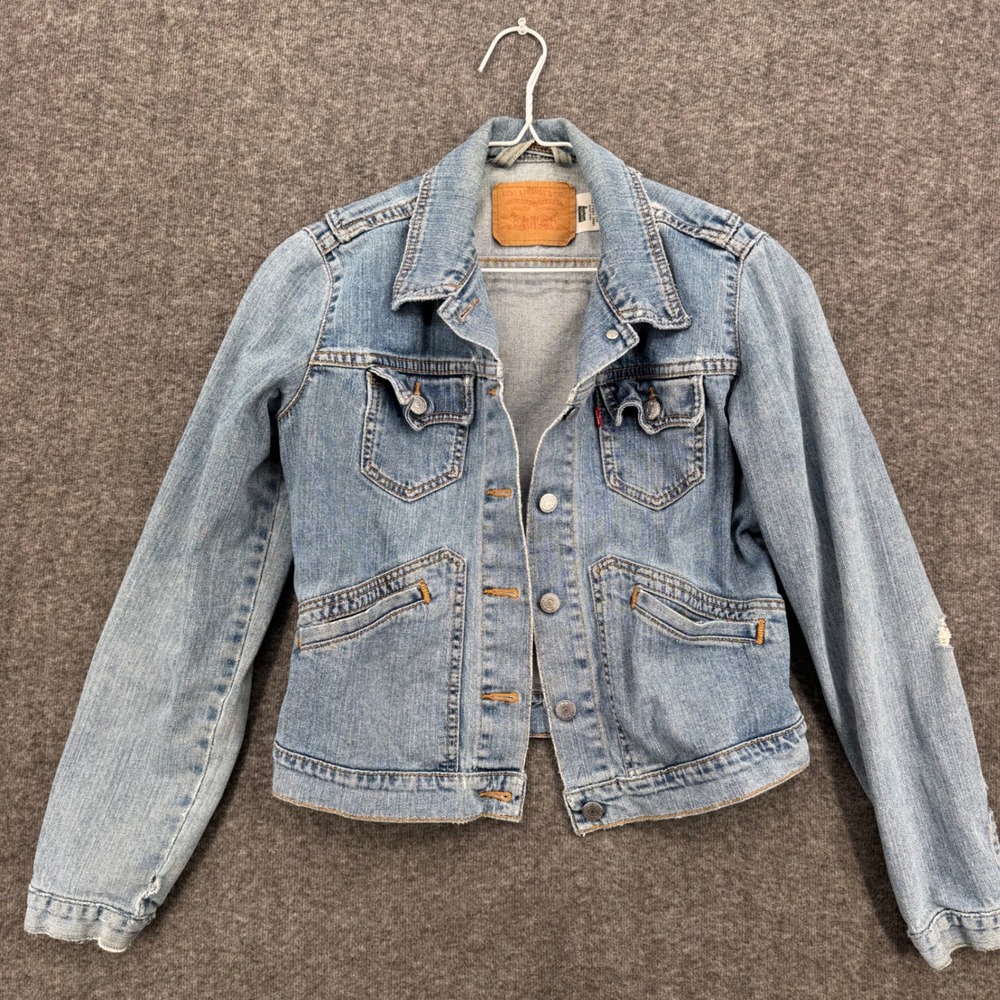 Levis Women Light Wash Distressed Denim Trucker Jacket Medium JR Cotton Blend